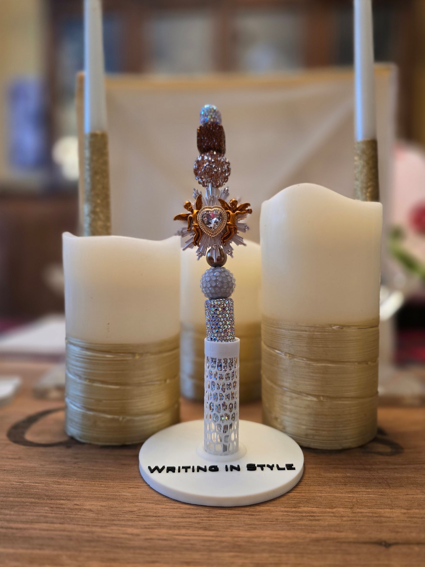 Collector's Golden Heart Heirloom Luxe Beaded Pen – Symbolic Elegance